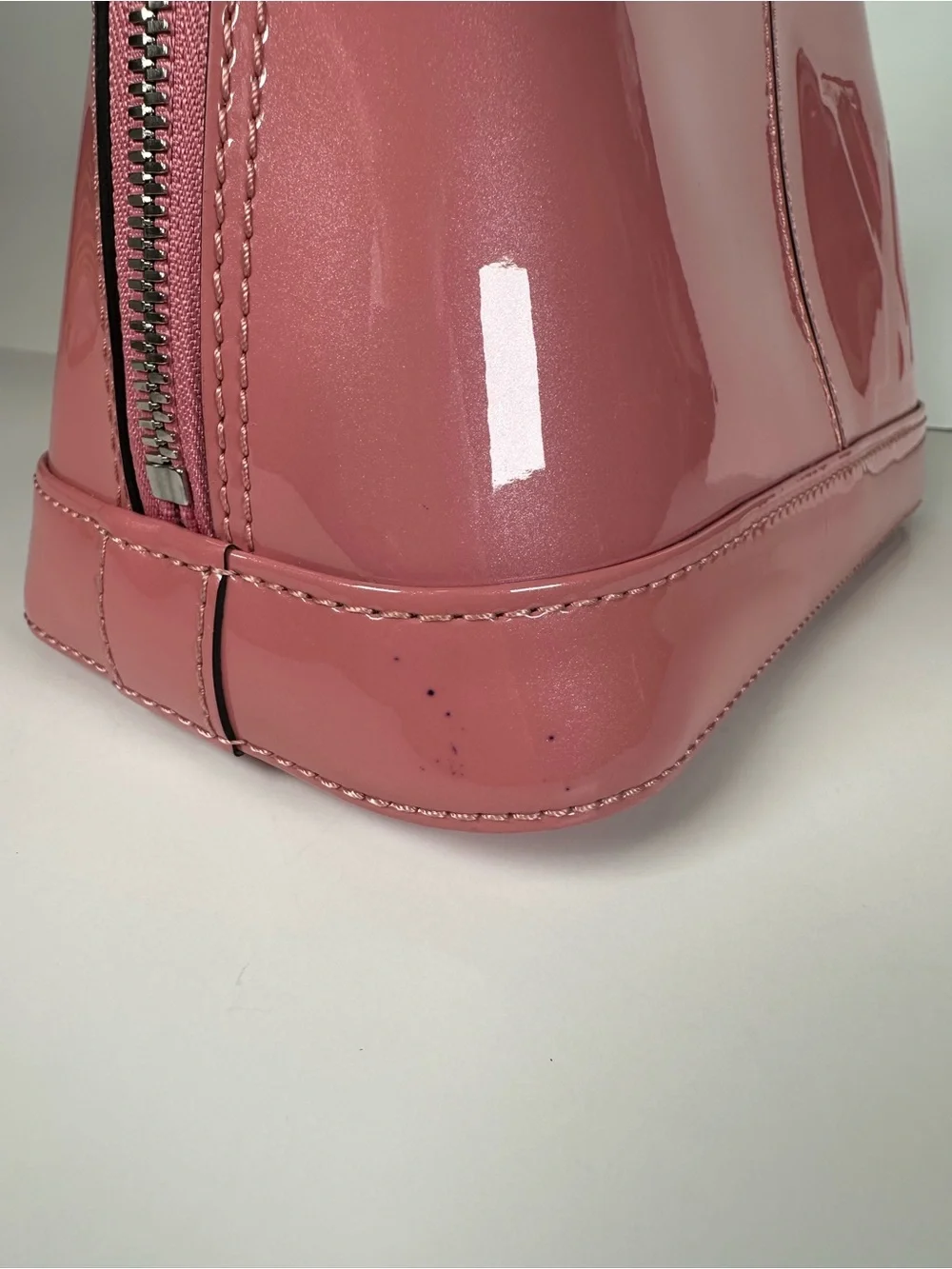 Authentic Louis Vuitton Blush Pink Vernis Alma BB Crossbody